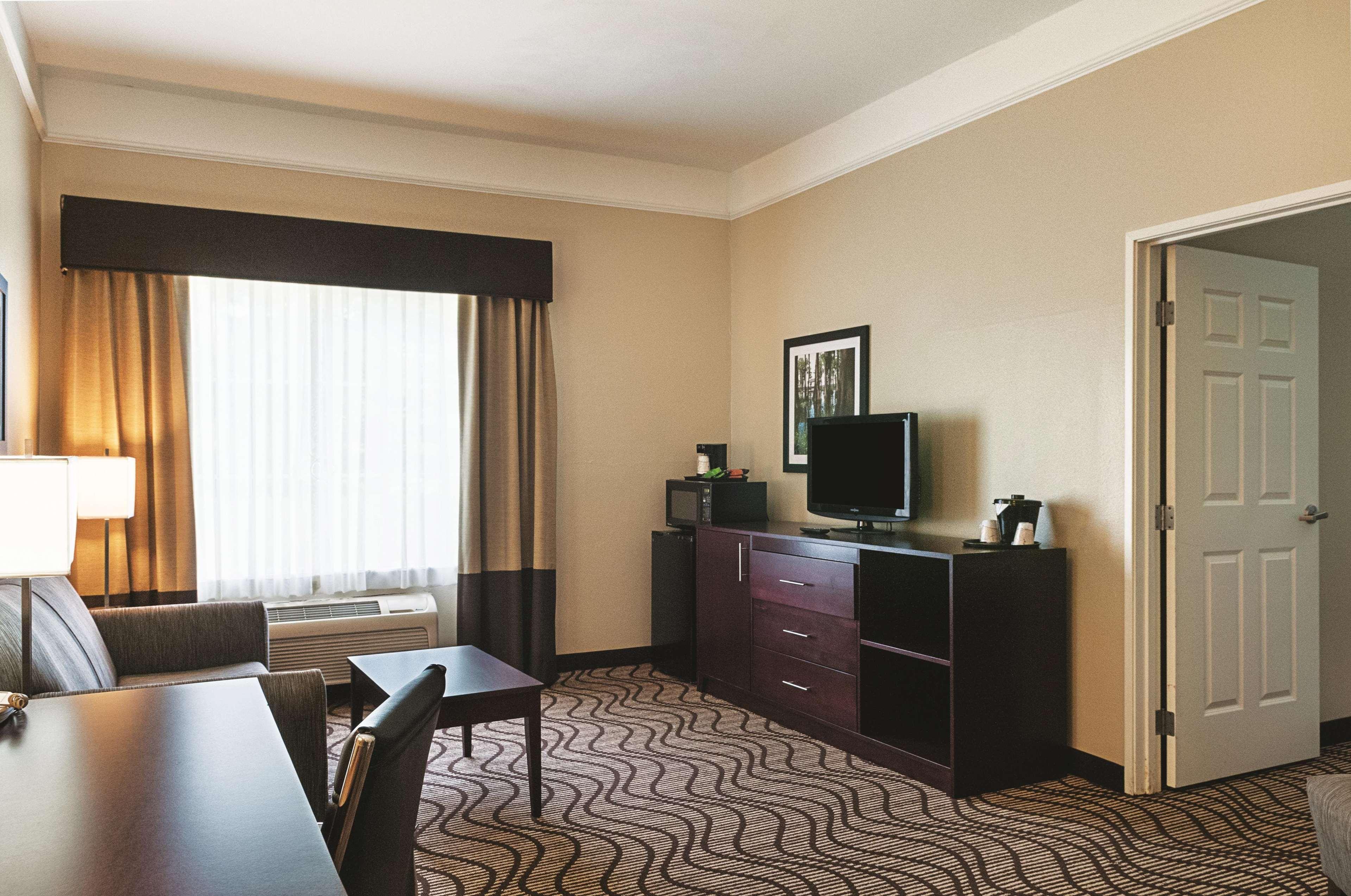 La Quinta By Wyndham Houma Hotel Екстериор снимка