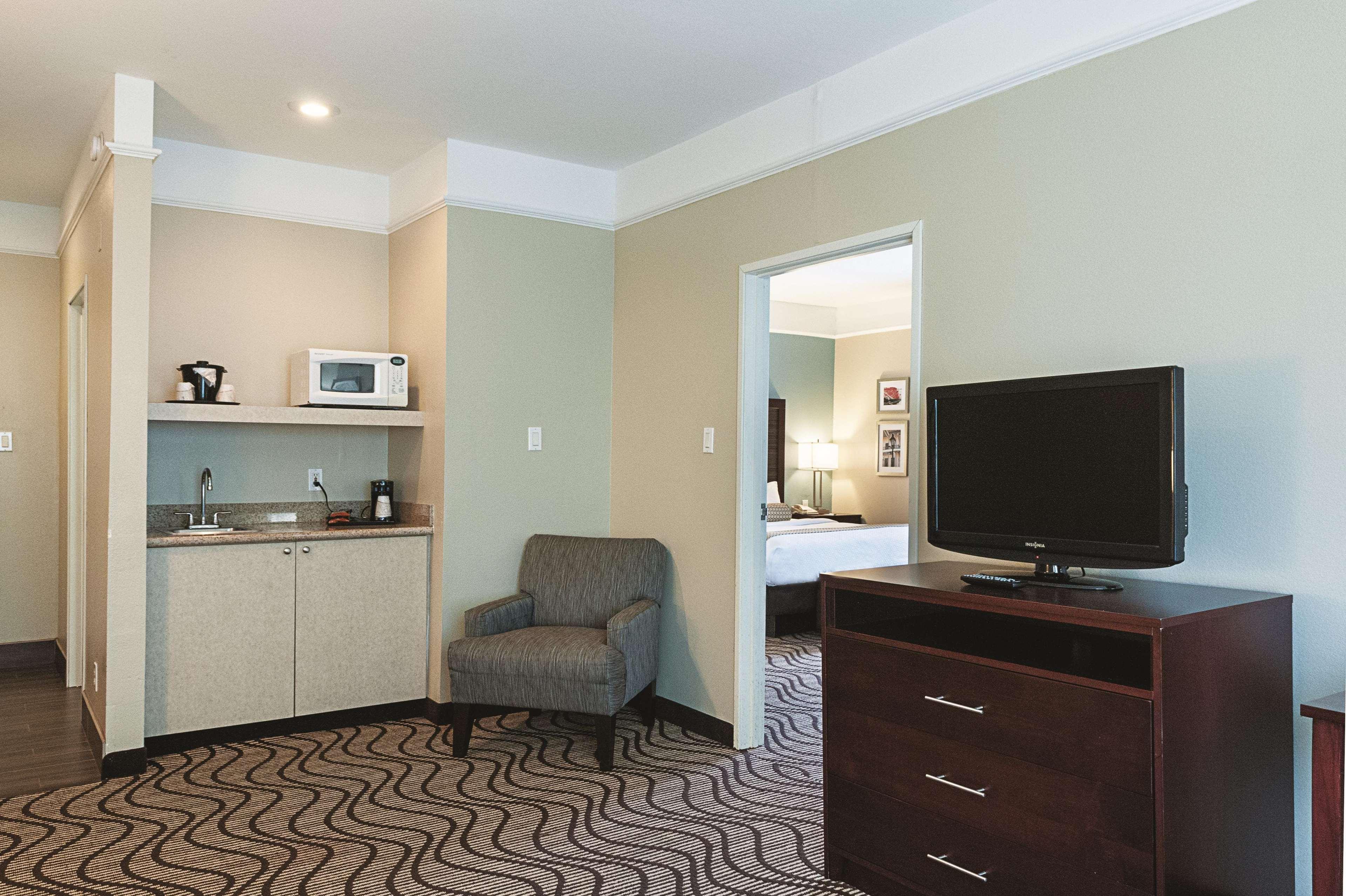 La Quinta By Wyndham Houma Hotel Екстериор снимка