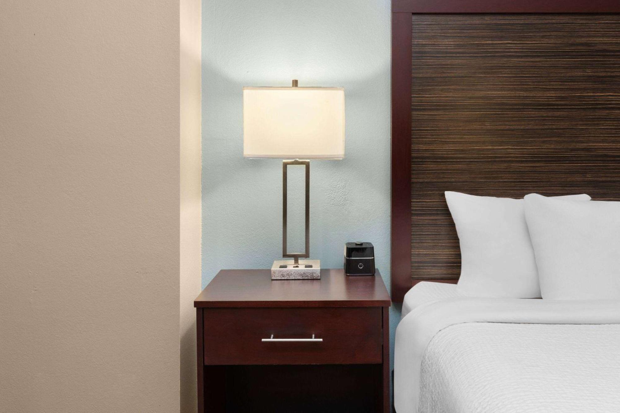 La Quinta By Wyndham Houma Hotel Екстериор снимка