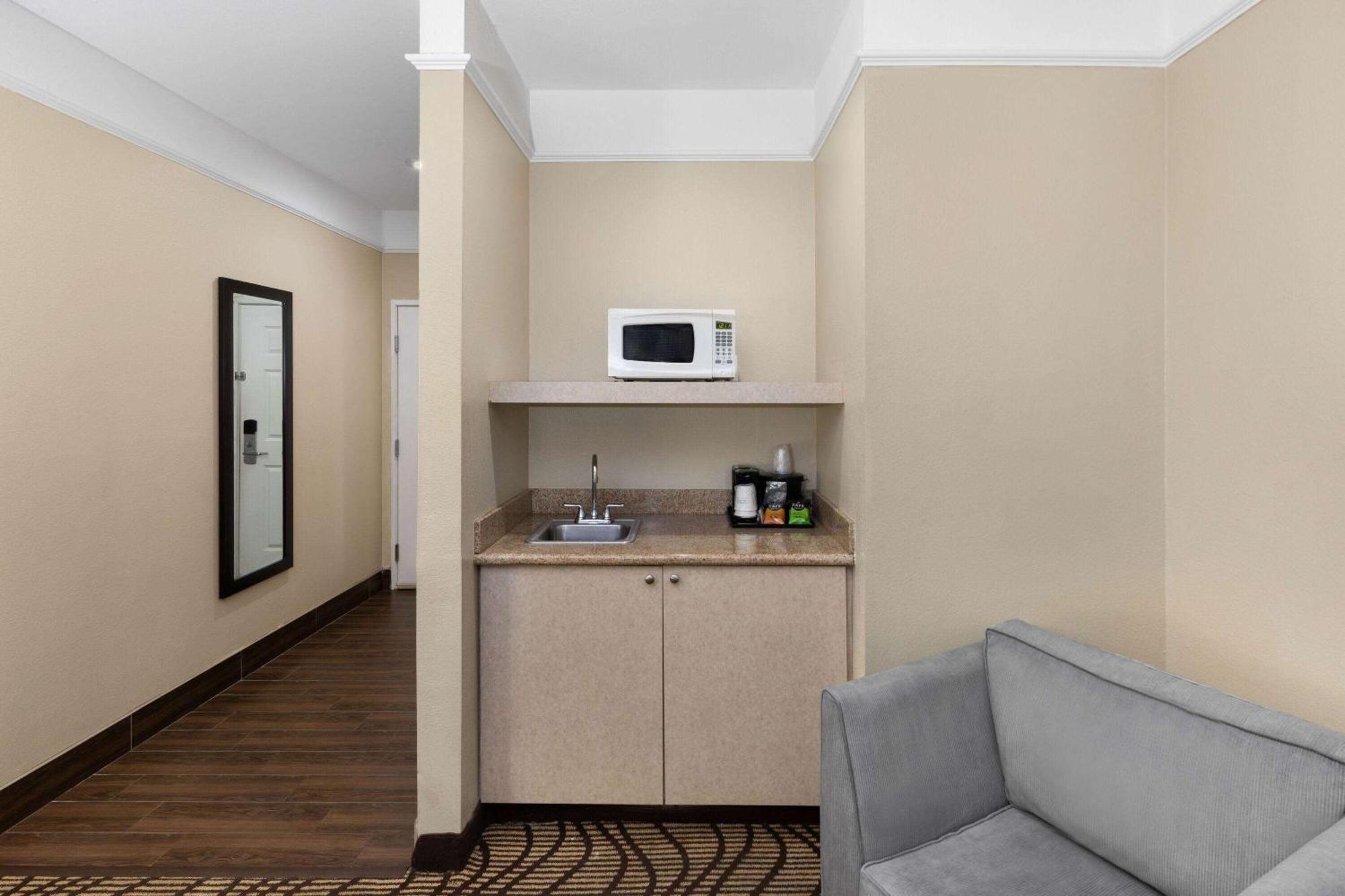 La Quinta By Wyndham Houma Hotel Екстериор снимка