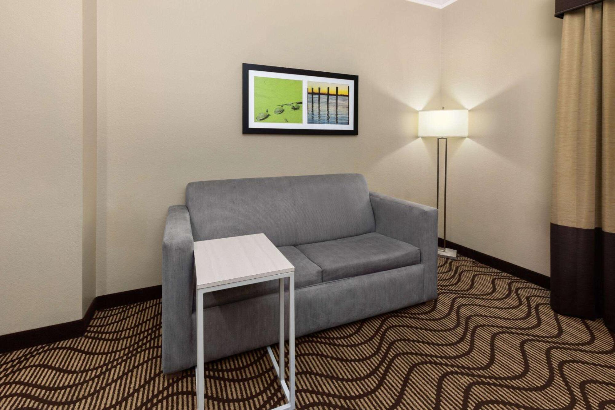 La Quinta By Wyndham Houma Hotel Екстериор снимка