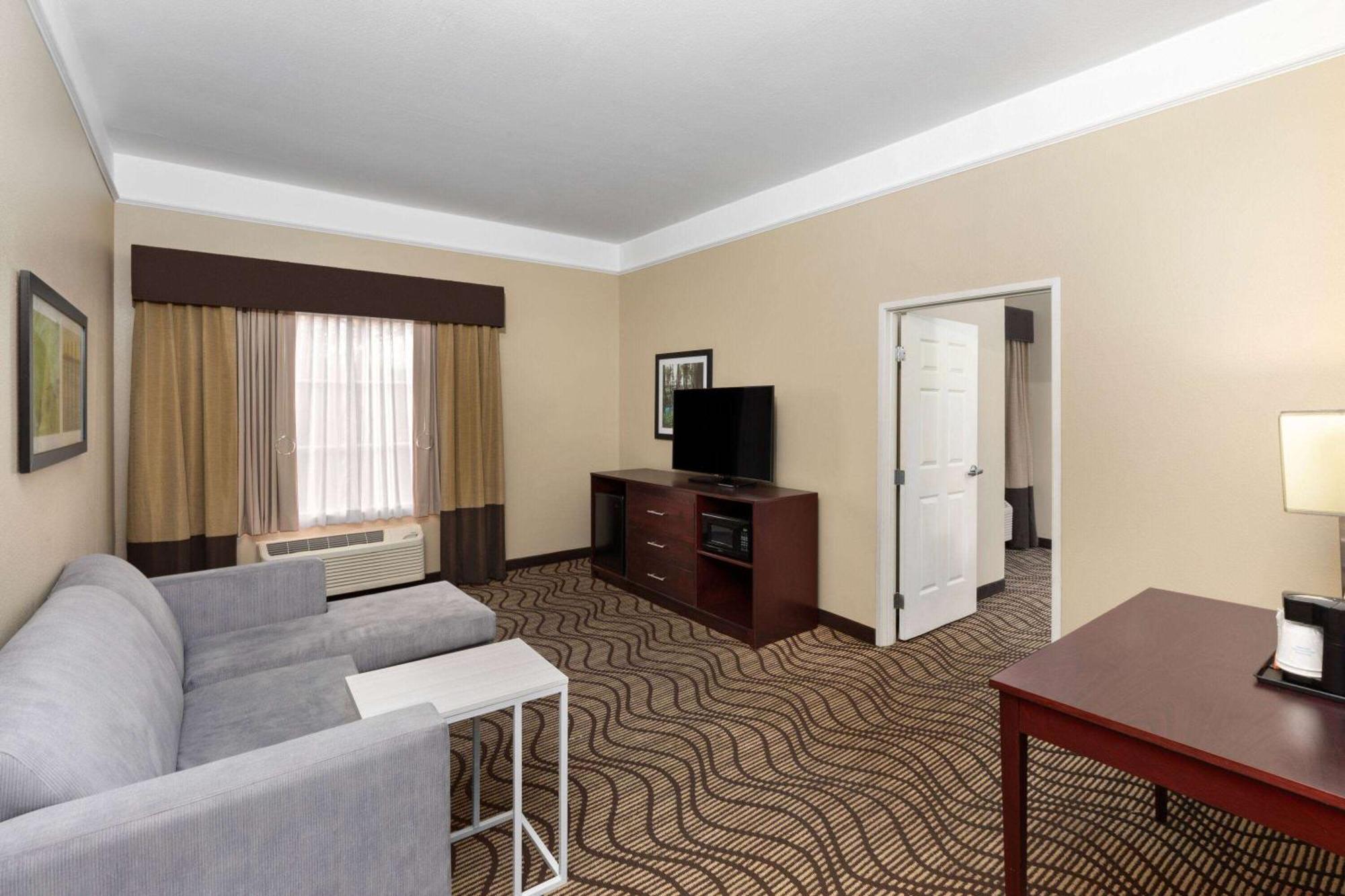 La Quinta By Wyndham Houma Hotel Екстериор снимка